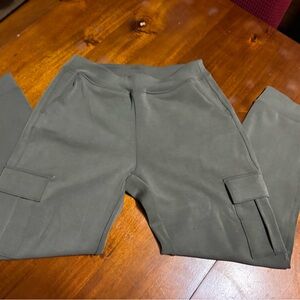 7 Diamonds Olive Green Apparel